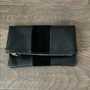 BP. Black Clutch